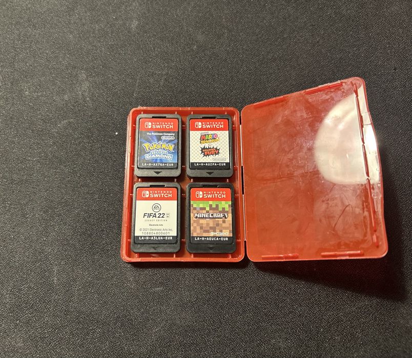 Nintendo switch v1  б/у аксесуары, игры + чехол бесплатно