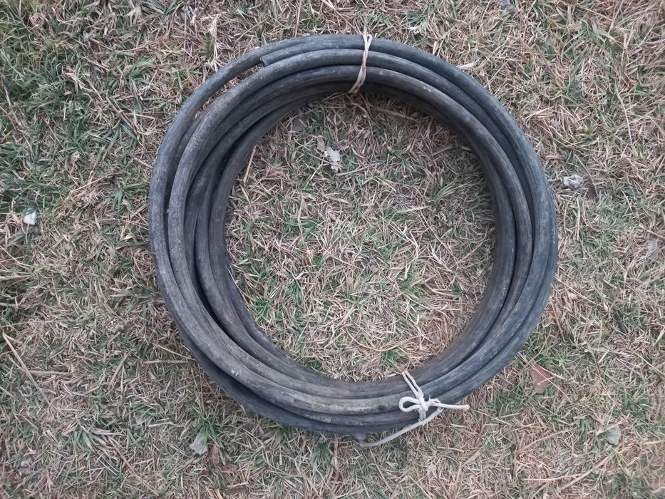 Шланг резиновый кислородный .