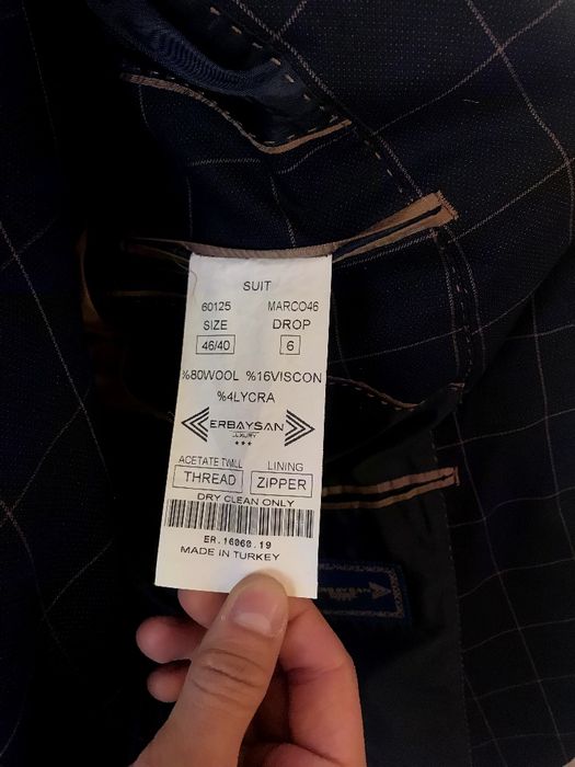 Костюм мужской..