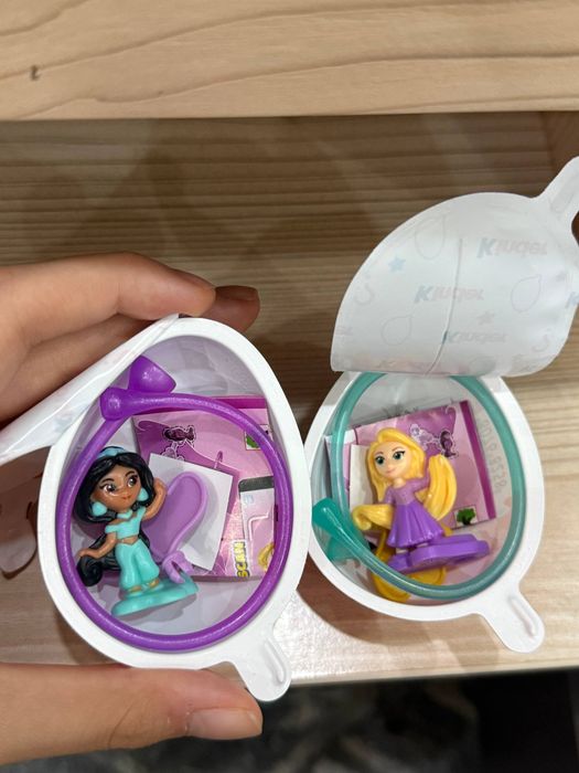 Kinder принцессы