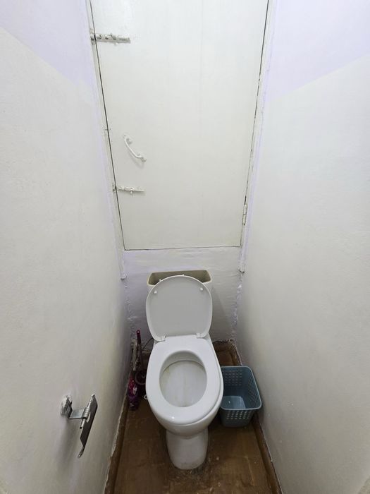 Феруза Продается квартира 1/2/4 балкон 1.5х3 ор-р: Школа 205