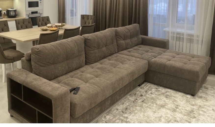 Диван для гостинной.