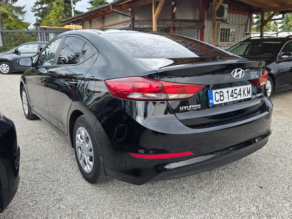 Hyundai Elantra 1.6i/LPG/Лизинг