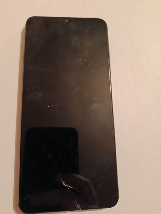 Продам 2 сломанных телефона