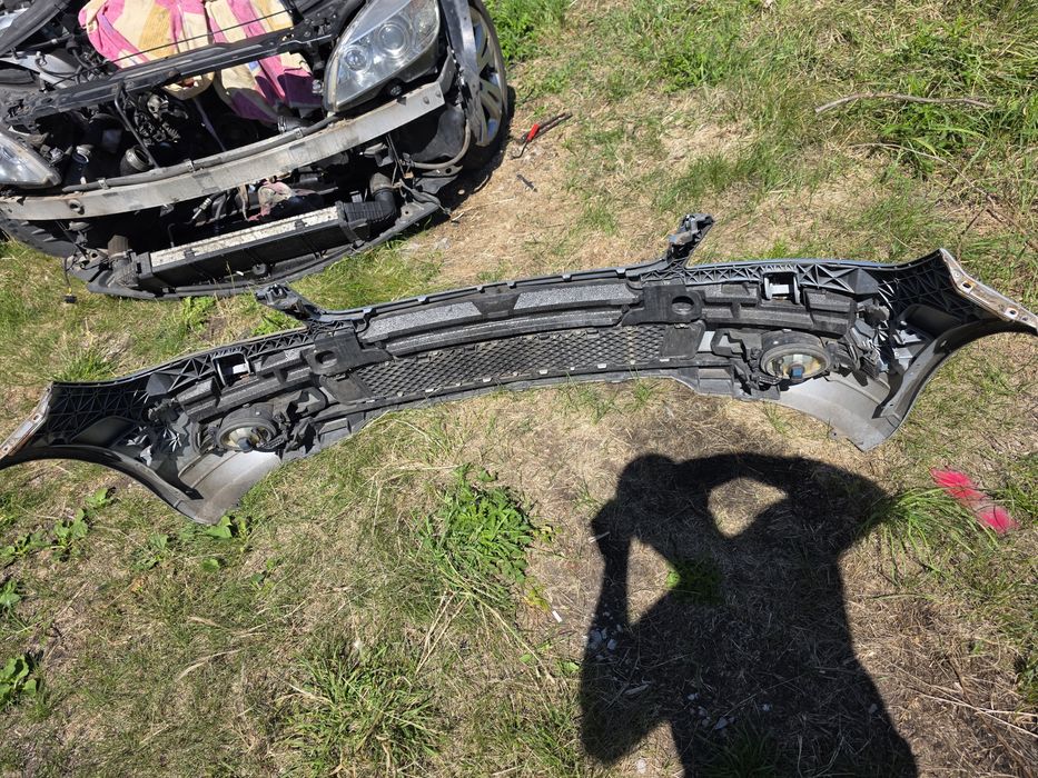 Предна броня за Mercedes W204 с парктроник