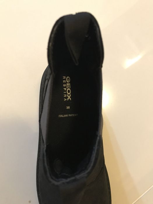 2 perechi incaltari Geox