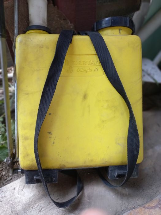 опрыскиватель ручной