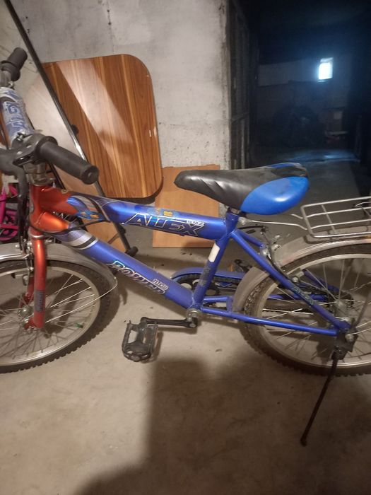Vând 2 biciclete,1fata-1baiat