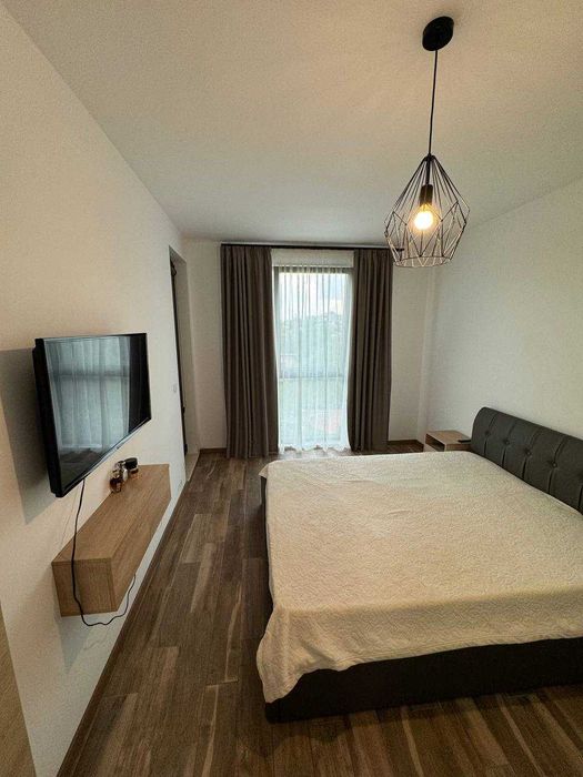 Дава се под наем Двустаен апартамент в Варна, Цветен квартал - 60 кв.м за 850 € - Снимка #6