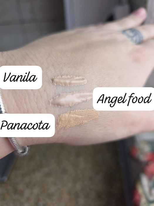 Fond de ten Huda Beauty