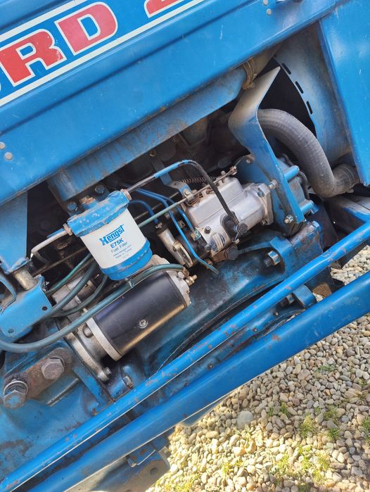 Tractor Ford 2000