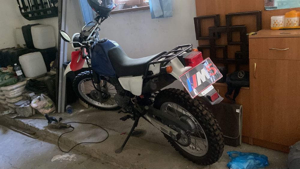 suzuki djebel 250.