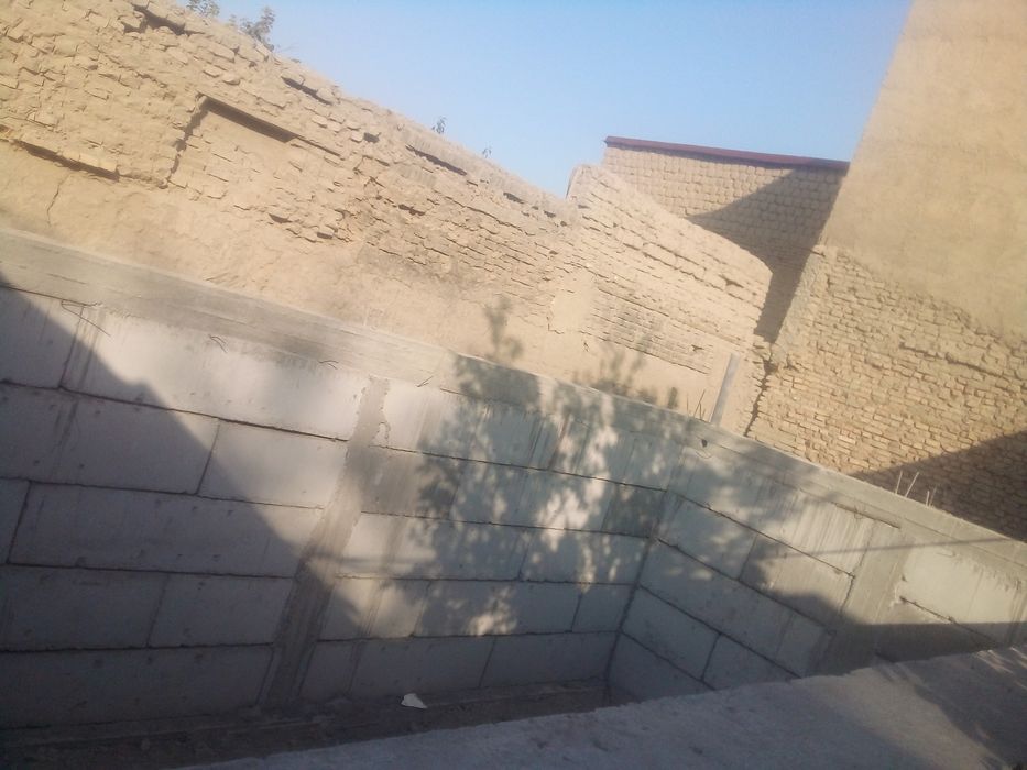 Желой дом на земле