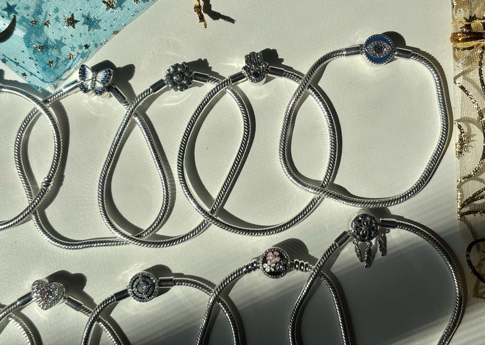 Гривни Pandora 19см S925 (талисмани)