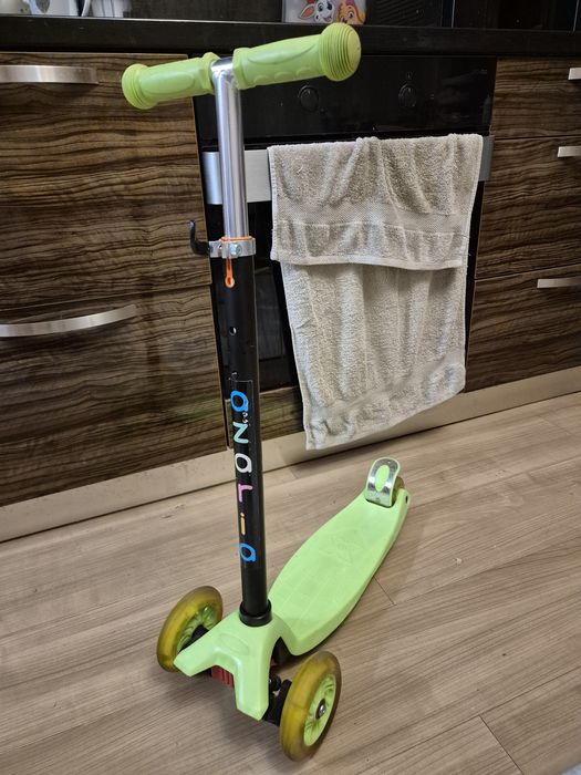 Детска тротинетка Azaria Maxi, зелена