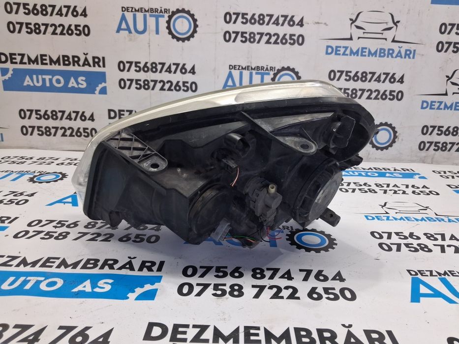Far dreapta Nissan Qashqai
