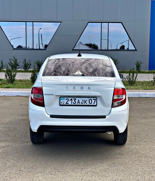 Lada Granta 2019г(kz-учет)механика