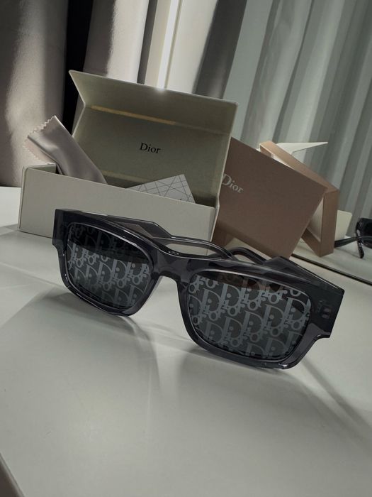 ЧИСТО НОВИ Луксозни слънчеви очила Dior Oblique – Пълен комплект