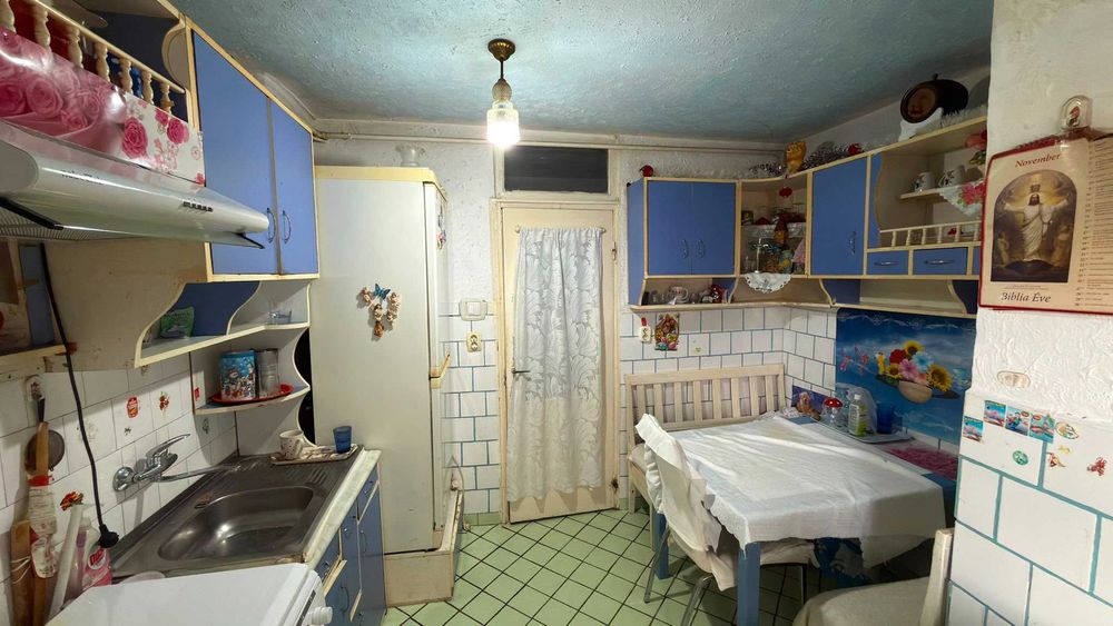 De vânzare apartament cu 3 camere micro 16 Satu Mare 0742010667