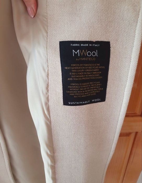 Вълнено палто на Mango