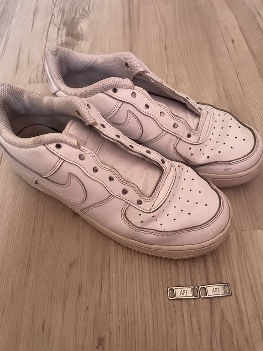 Продавам Nike Air Force 1