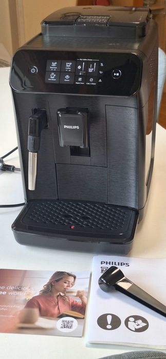 Кафеавтомат Philips 800 Series EP0820 - НА ЕДИН МЕСЕЦ