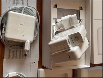 - от MacBook 85W - зарядка, блок питания, щнур макбука