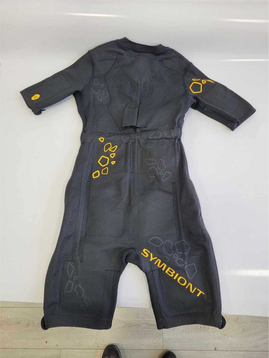 Costum Symbiont EMS Fitness,  Electrostimulare, marimea 3