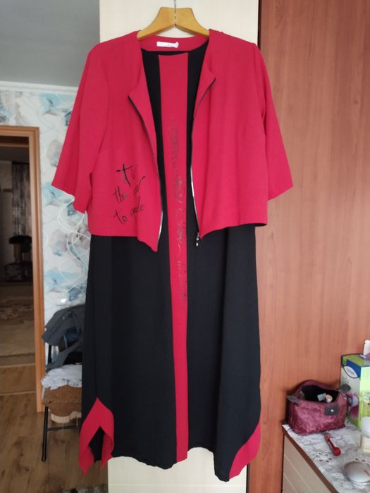 Платья новые 56 раз