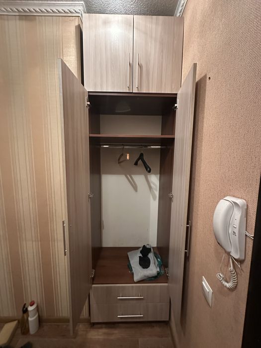 Продам шкаф из ЛДСП