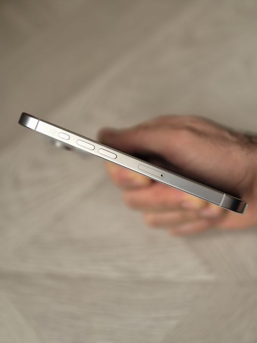 IPhone 16 pro srochna sotiladi