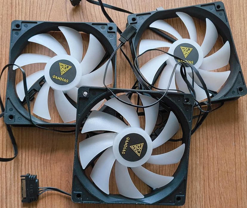 Ventilatoare Gamdias 120mm negre iluminare aRGB