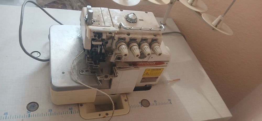 Тикув мошиналари сотилади