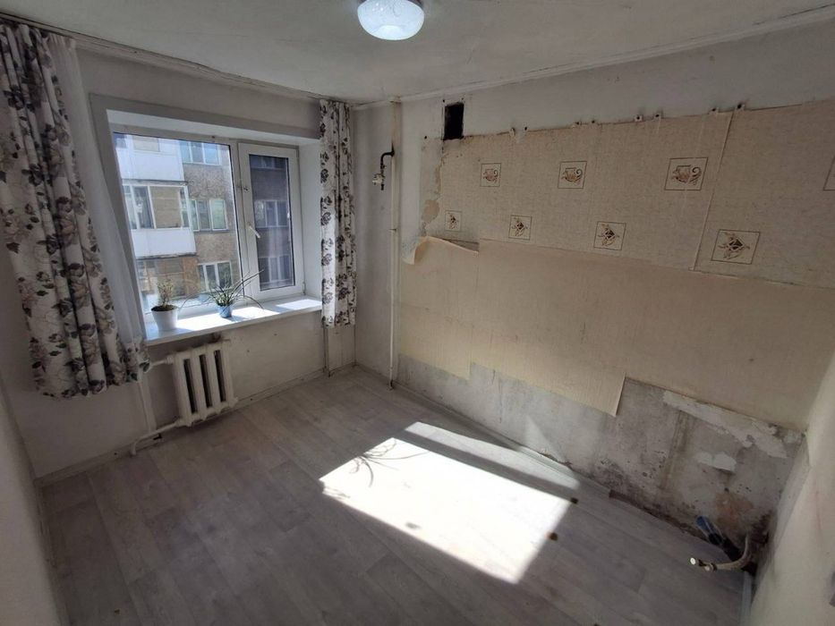 Срочно продам 3 комн квартиру