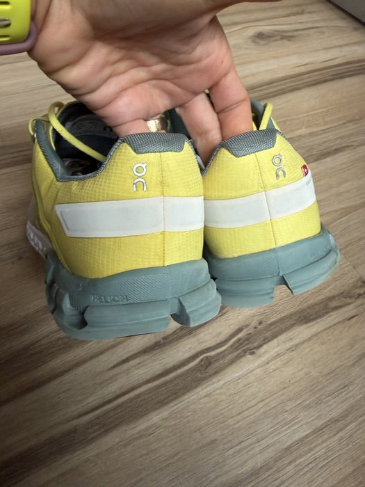 Оригинални мъжки маратонки Uq Swiss Engineering Shoes On Cloud ! 44 н