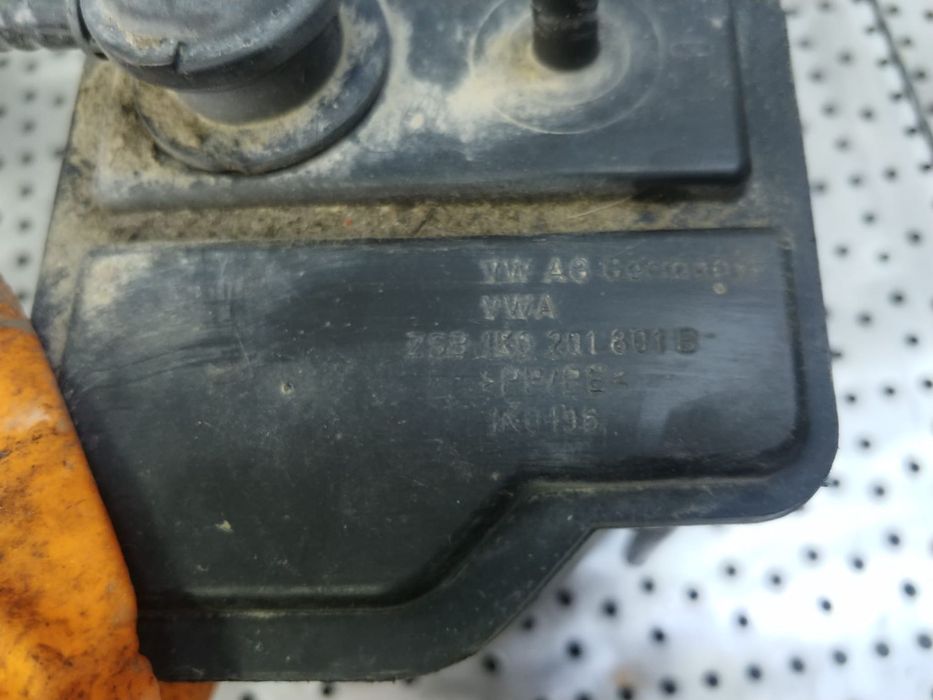 vas filtru gaze canistra carbon 1.6 b bgu  skoda octavia 2 vw golf 5 seat altea 1k0201801b