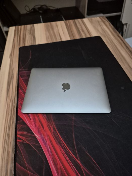 Mackbook Air Retina 2017 года Core M3