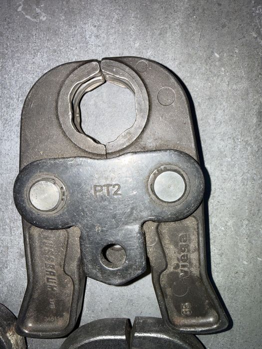 Vind bacuri de sertizare Viega  mari V35,V42 si 40