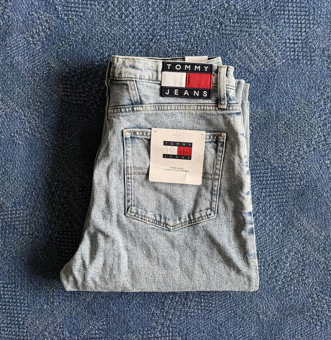 TOMMY JEANS Mom Jean Ultra High Tapered ОРИГИНАЛНИ дамски дънки - 29