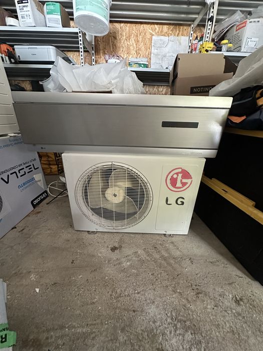 Aparat clima LG 12000