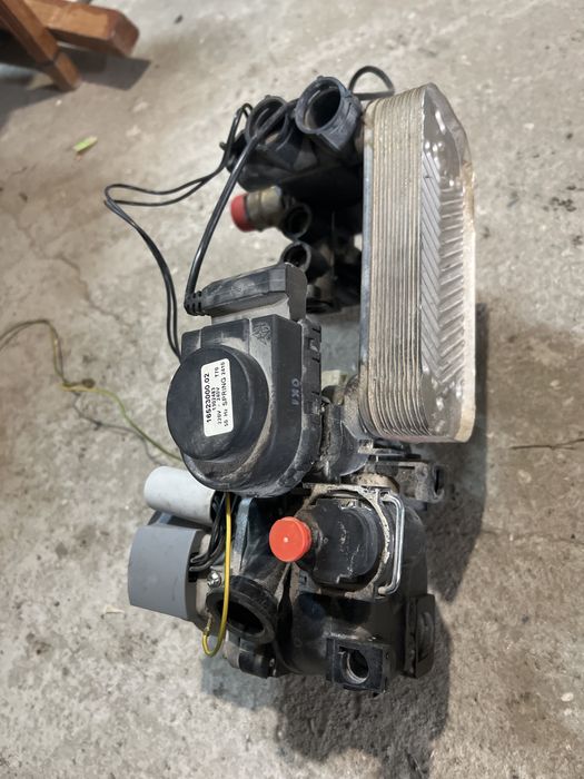 Grup pompă ariston/ protherm