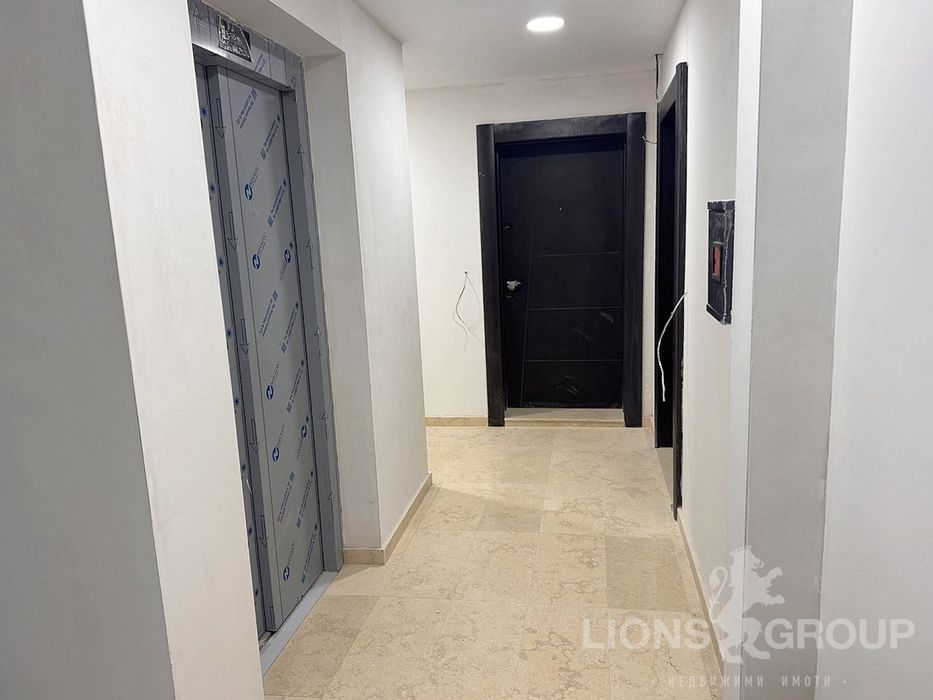 Продава се Двустаен апартамент в Варна, Виница - 61 кв.м за 1104 €/кв.м - Снимка #1