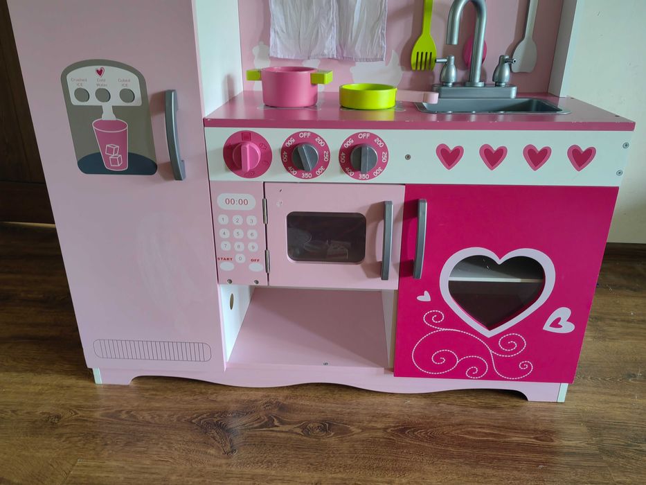 Детска дървена кухня