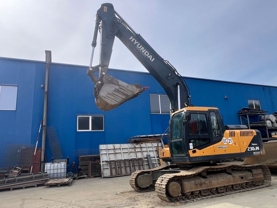 Hyundai R230 LM Excavator pe șenile Hyundai R230 LM