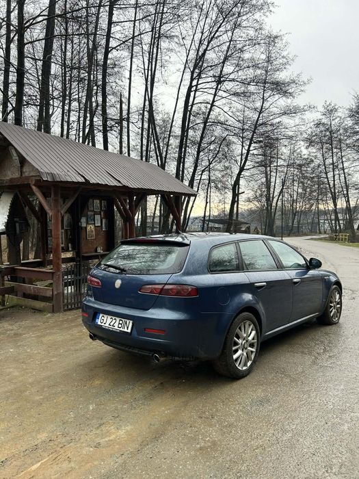 Vând Urgent Alfa romeo 159