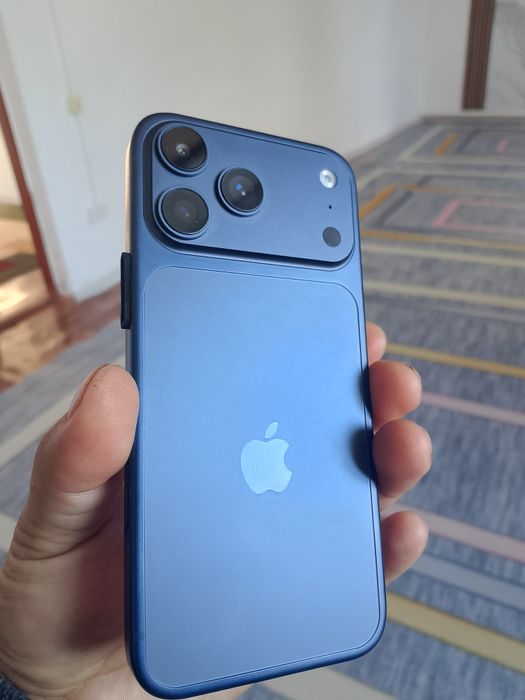 Продам телефон новый