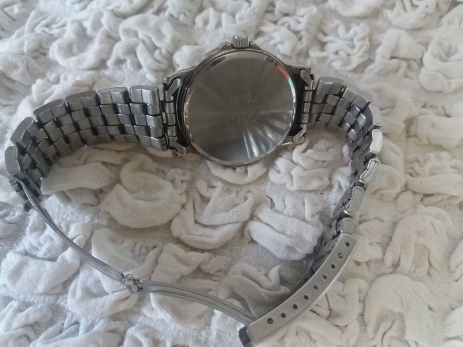 Часы японские!!!