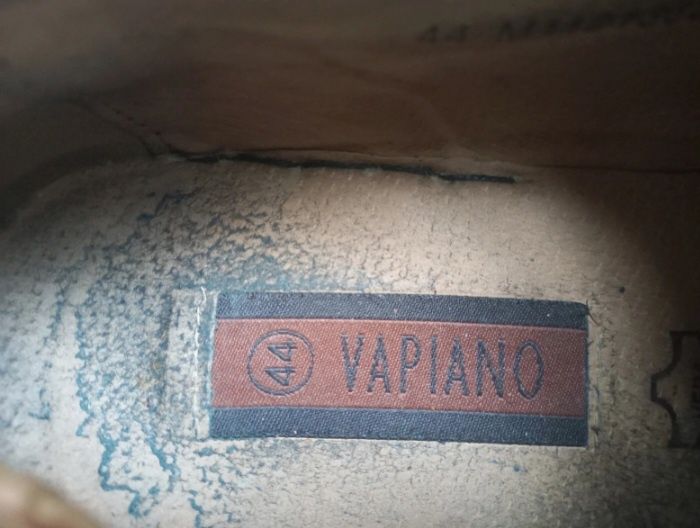 Pantofi barbati piele marca Vapiano marime 44 stare foarte buna