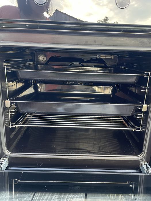 Фурна за вграждане Beko BIM24301BS