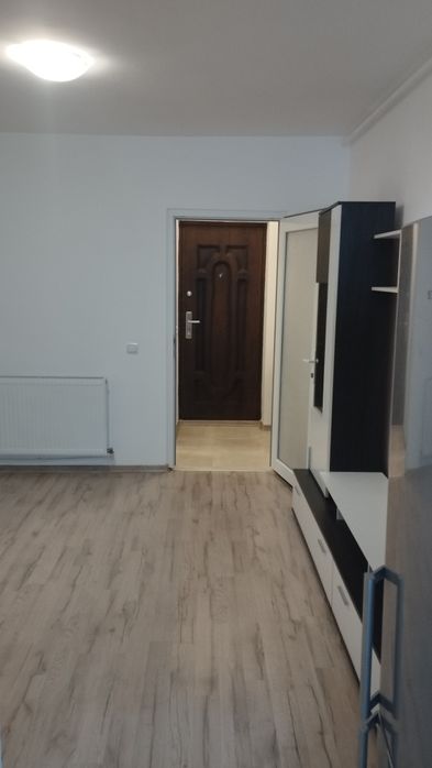 Garsoniera de închiriat/1000lei